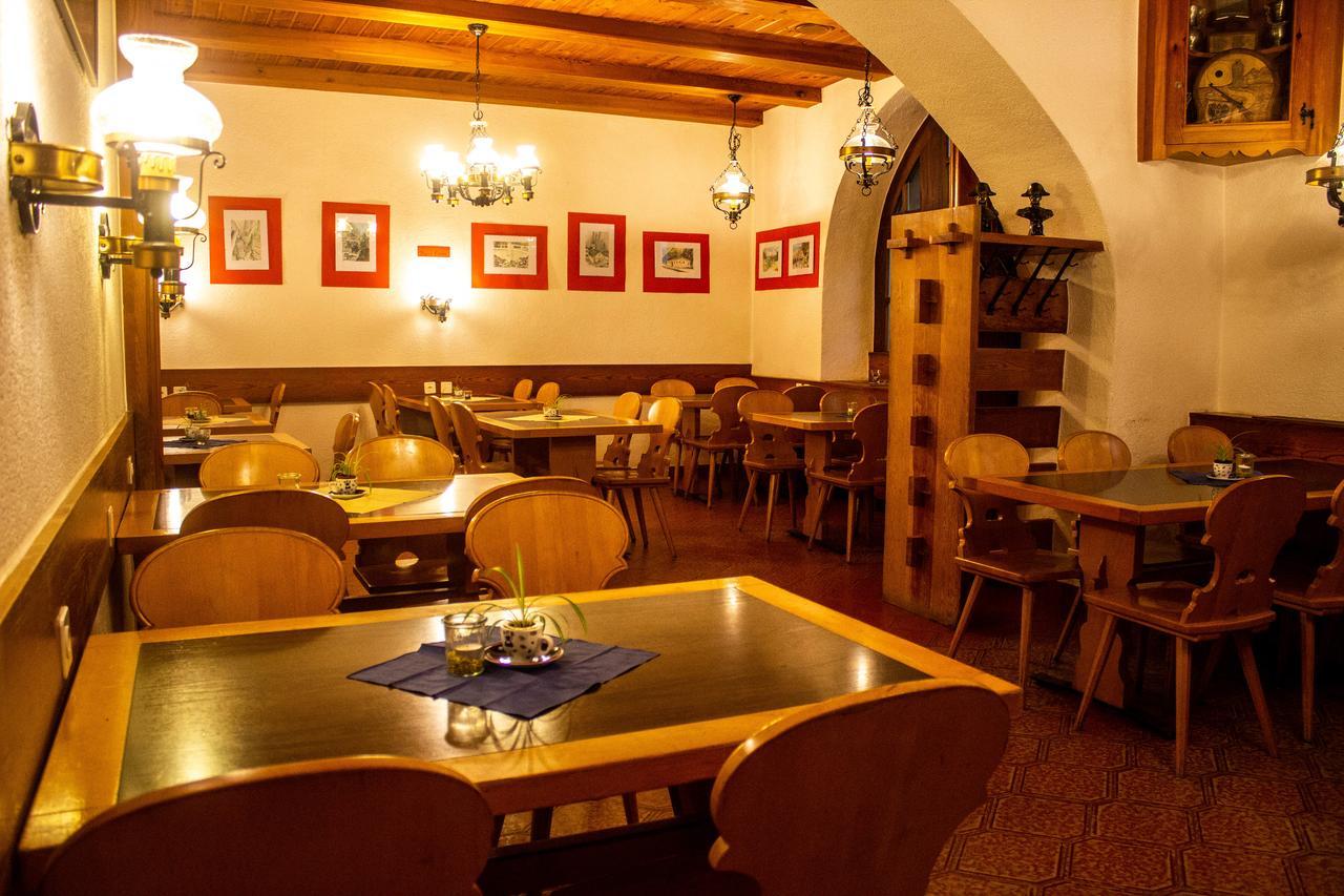 Hotel Restaurant Post Simplon Dorf Екстер'єр фото